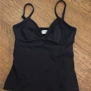Aritzia Contour Black Top
